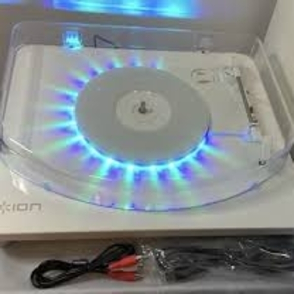 LP Turntable with Colorful LED Display - Picture 4 of 4